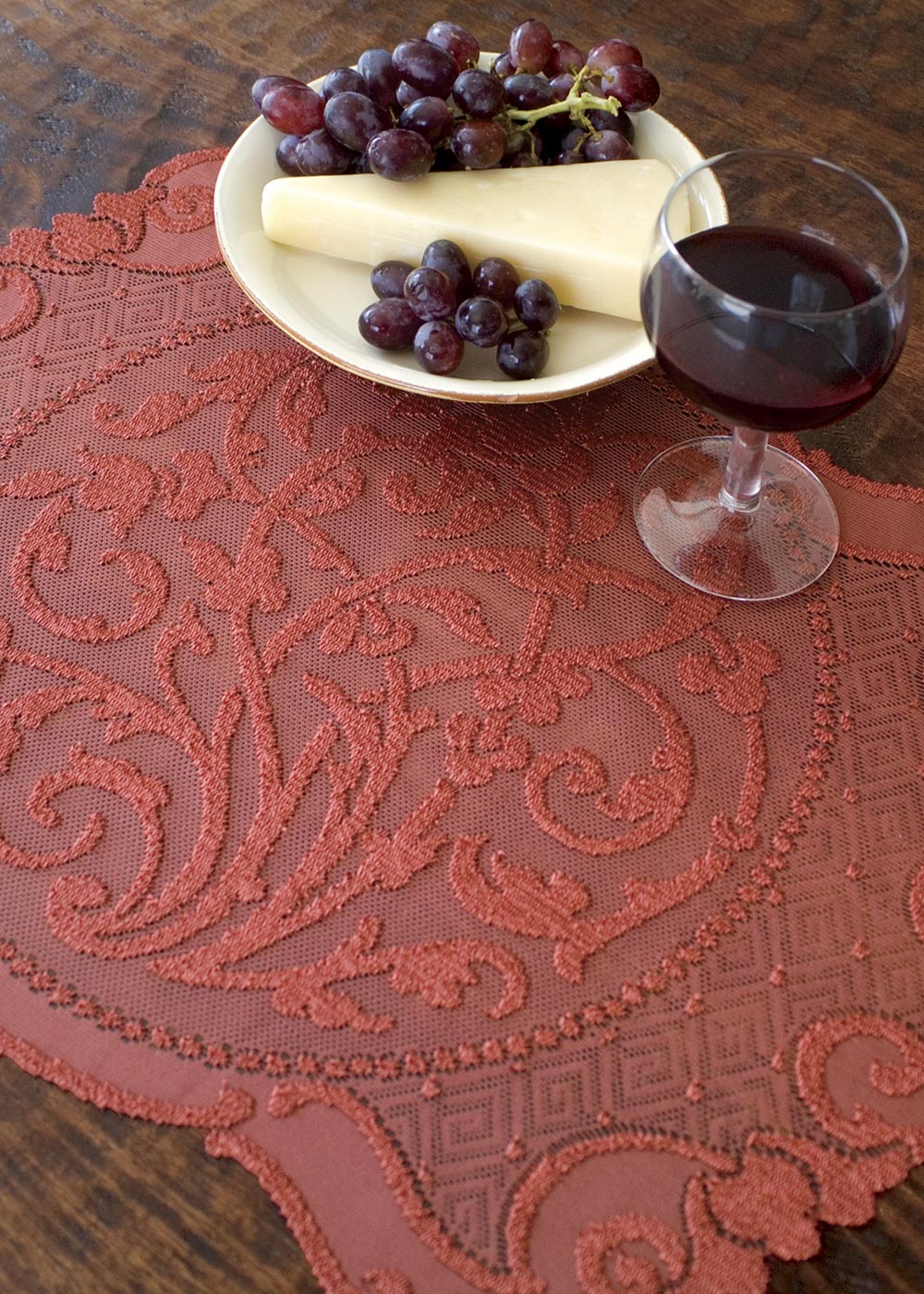 Rondeau Placemat Heritage Lace