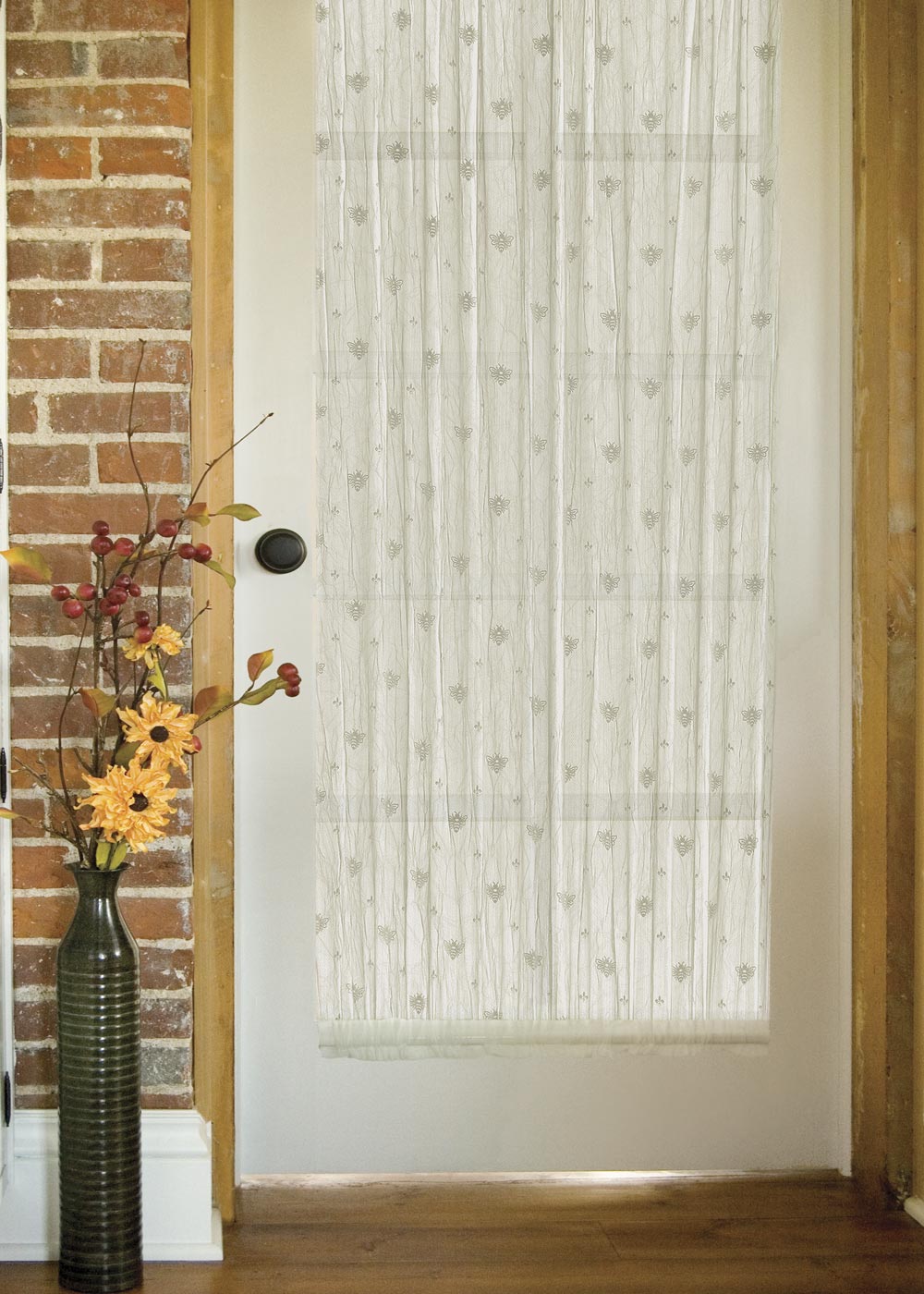 45 by 96 White Heritage Lace Bee Panel with Trim