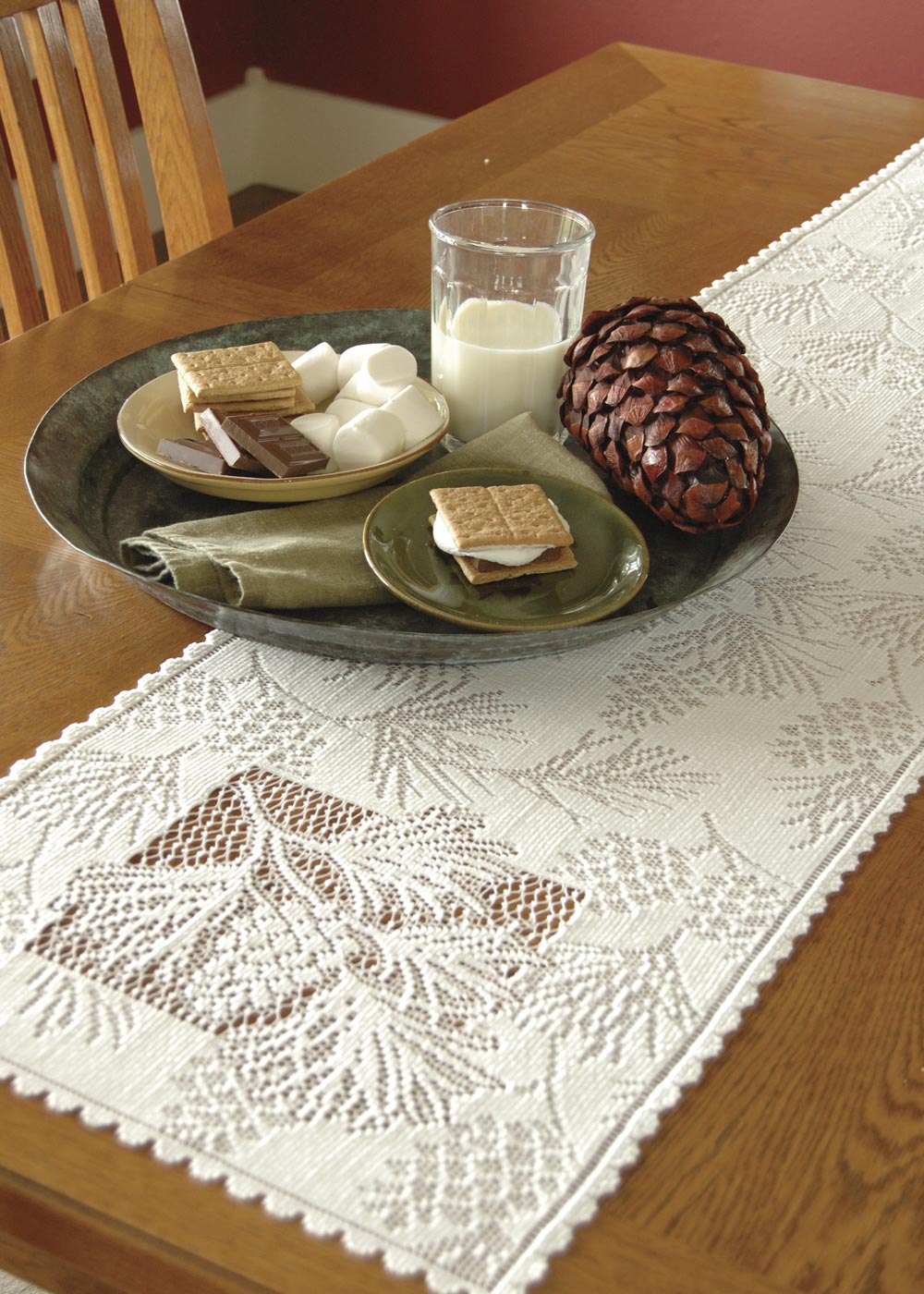 Heritage Lace White WOODLAND 14" x 60" Table Runner 